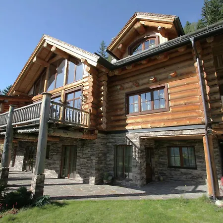 Chalet In With 2 Saunas *