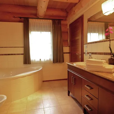 In With 2 Saunas